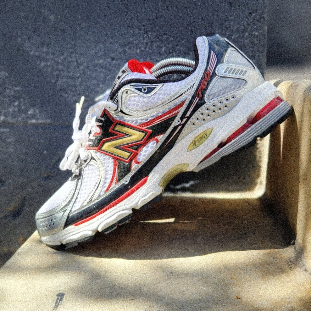 New Balance 760